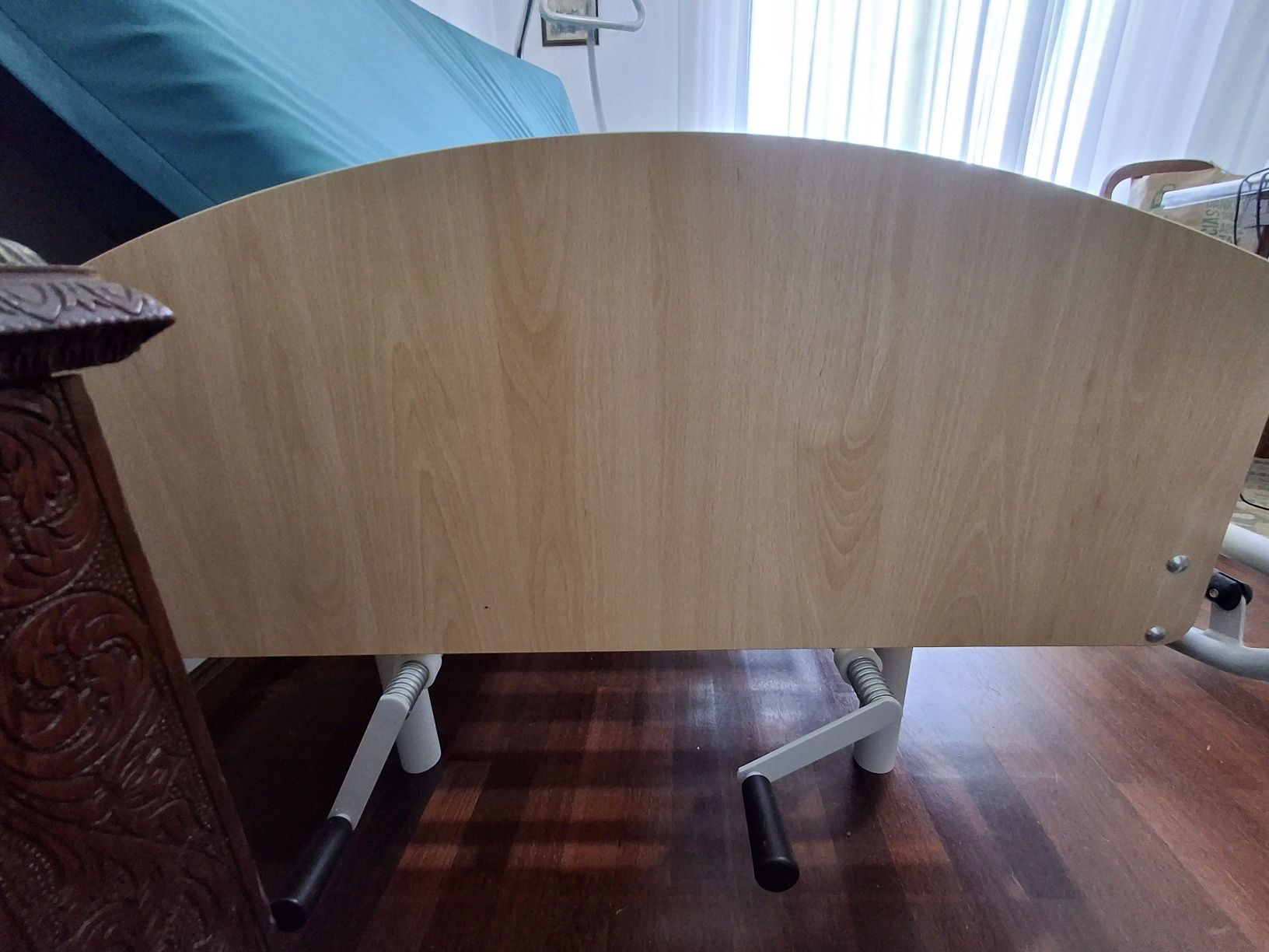 Cama articulada com colchão como nova c/rodas