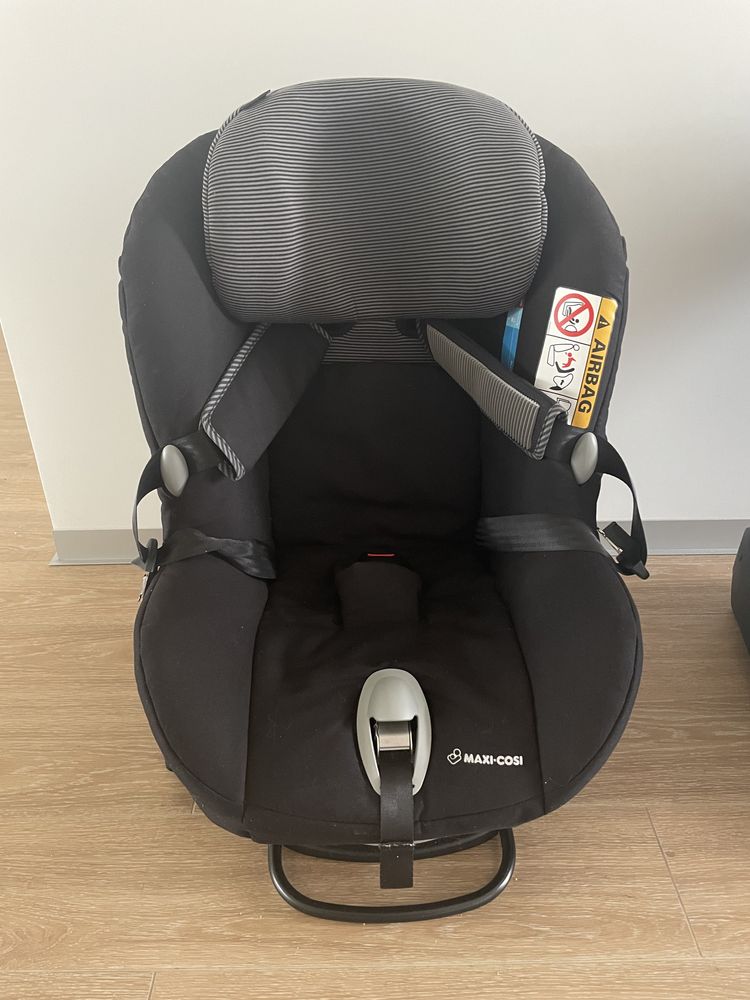 Автокресло Maxi Cosi Milofix 0+/1 (0-18 кг) в идеальном состоянии