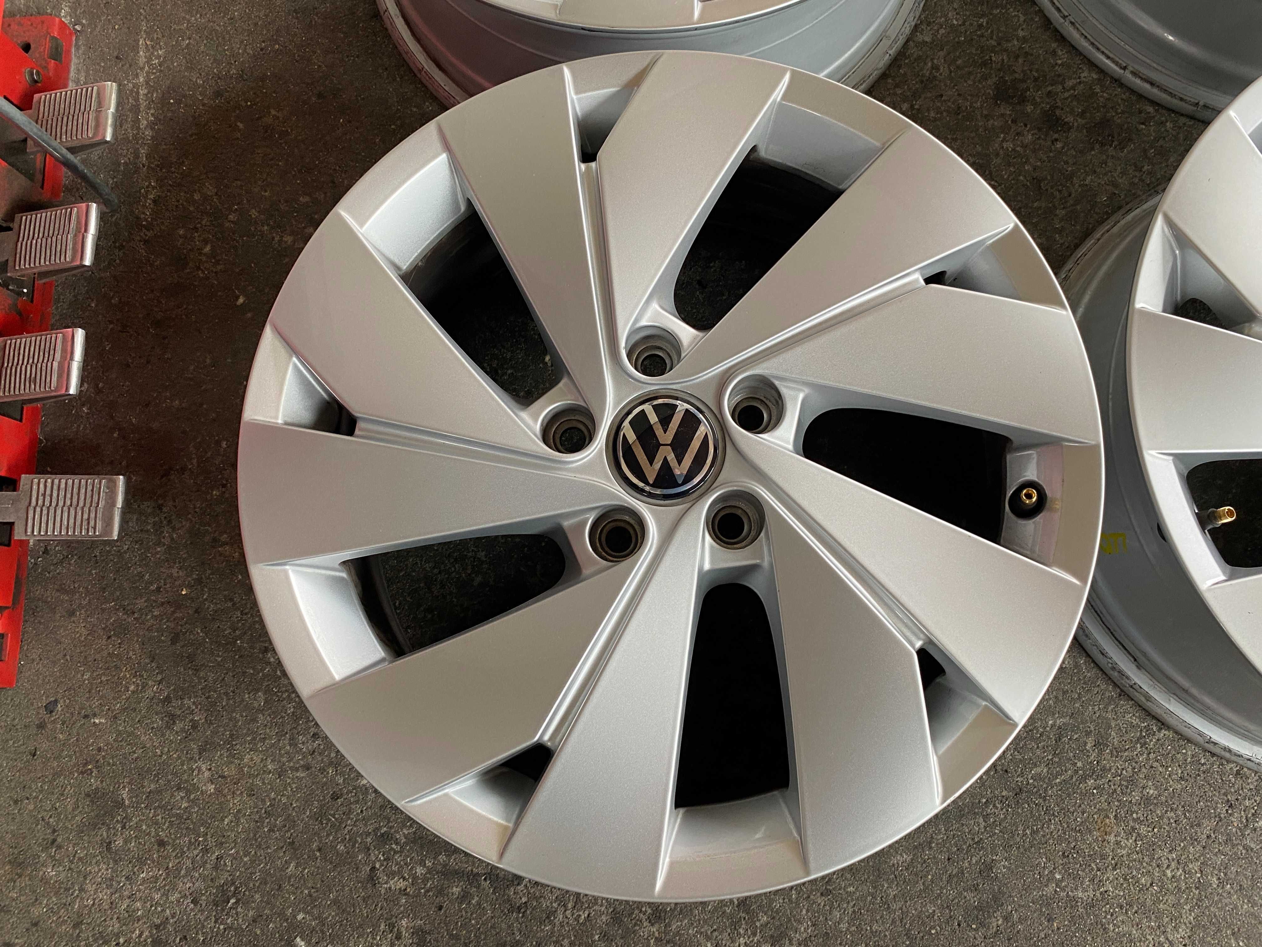 Felgi 17 VW GOLF 8 ,Touran , Eos , Jetta  6,5JX17 ET46 ORYGINALNE DEMO