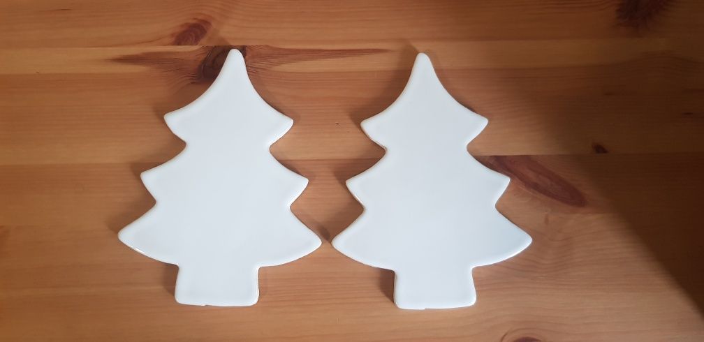 Nowe dwie białe ceramiczne podkładki marki Loft Kulinarny.