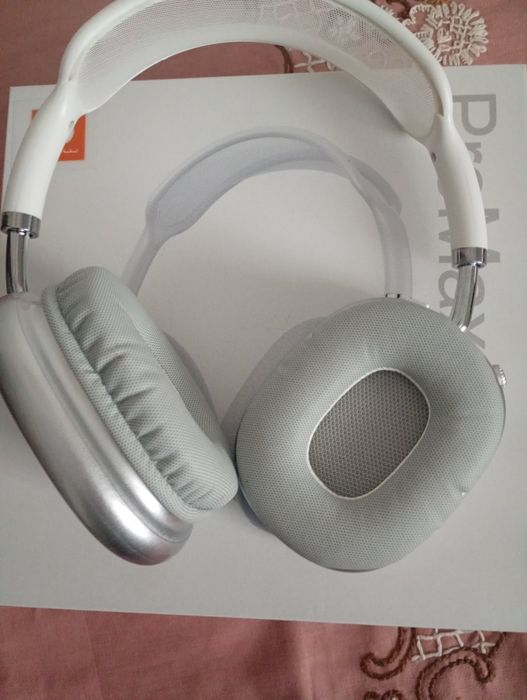 Продам навушники блютуз