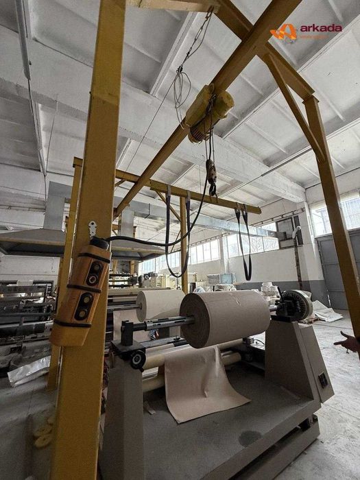 Пропонується до продажу виробничо - складський комплекс.