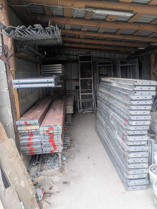 Rusztowanie Elewacyjne Plettac Dowolny zestaw/na sztuki 189-372m2