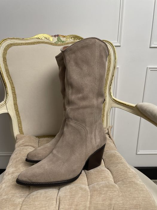 Продам шкіряні козаки