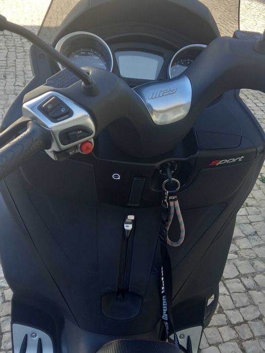 Vendo Piaggio 300 triciclo