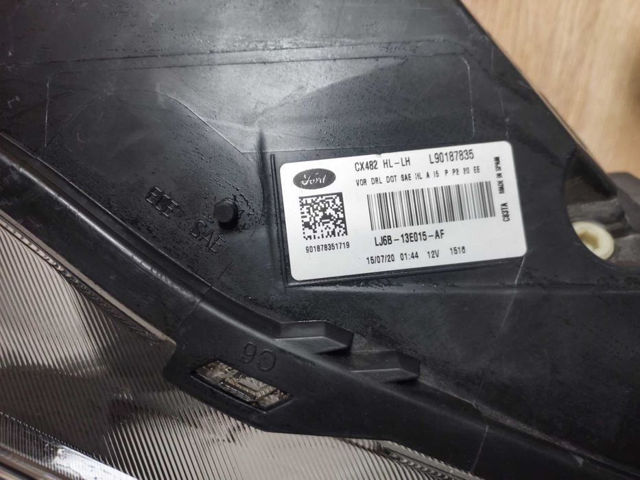 Komplet lamp. Lampa Ford Escape Kuga 2020 USA Full led