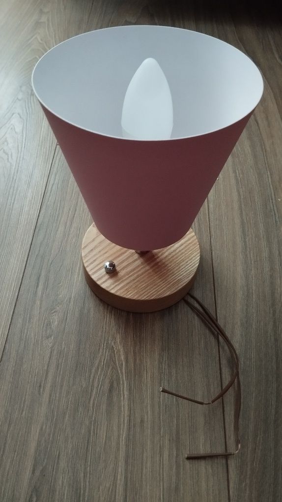 Стельовий світильник Flevel Cylinder Pink