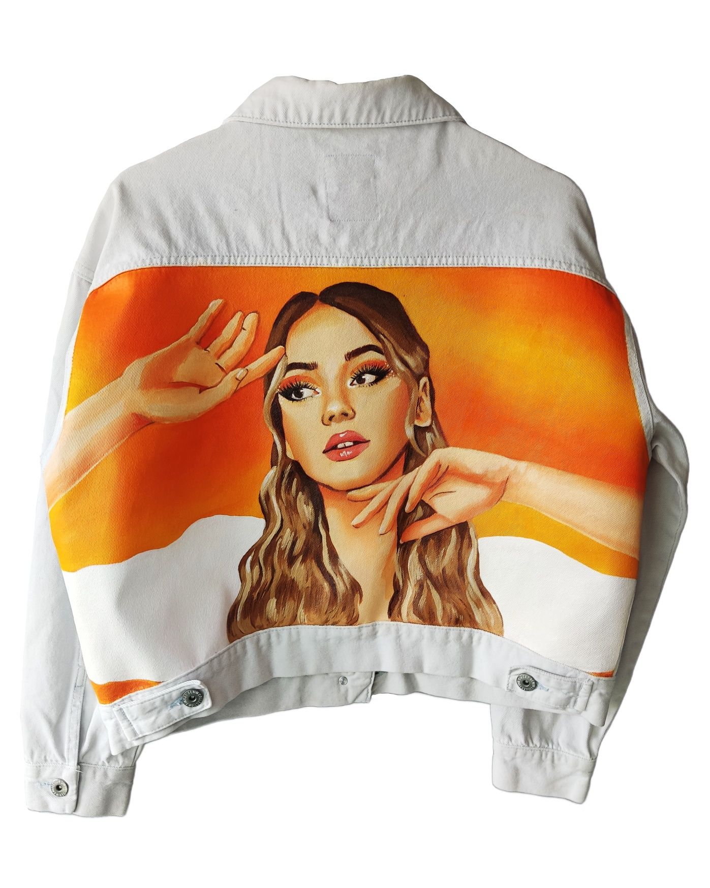 Custom Kurtka Jeansowa Julia Żugaj