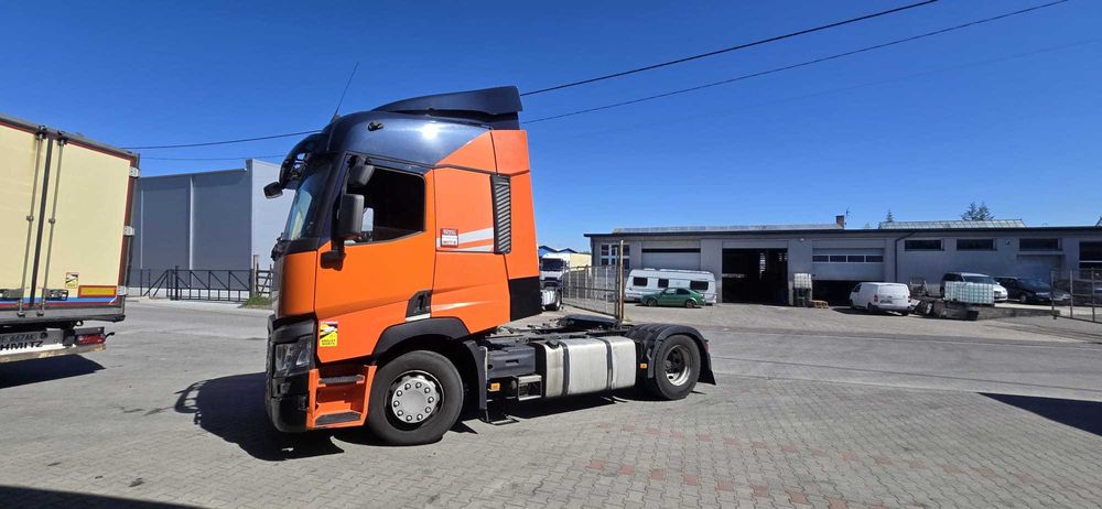 Ciągnik Siodłowy Renault 2015