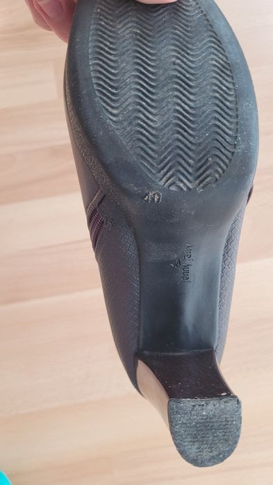 Wysoki obcas półbuty