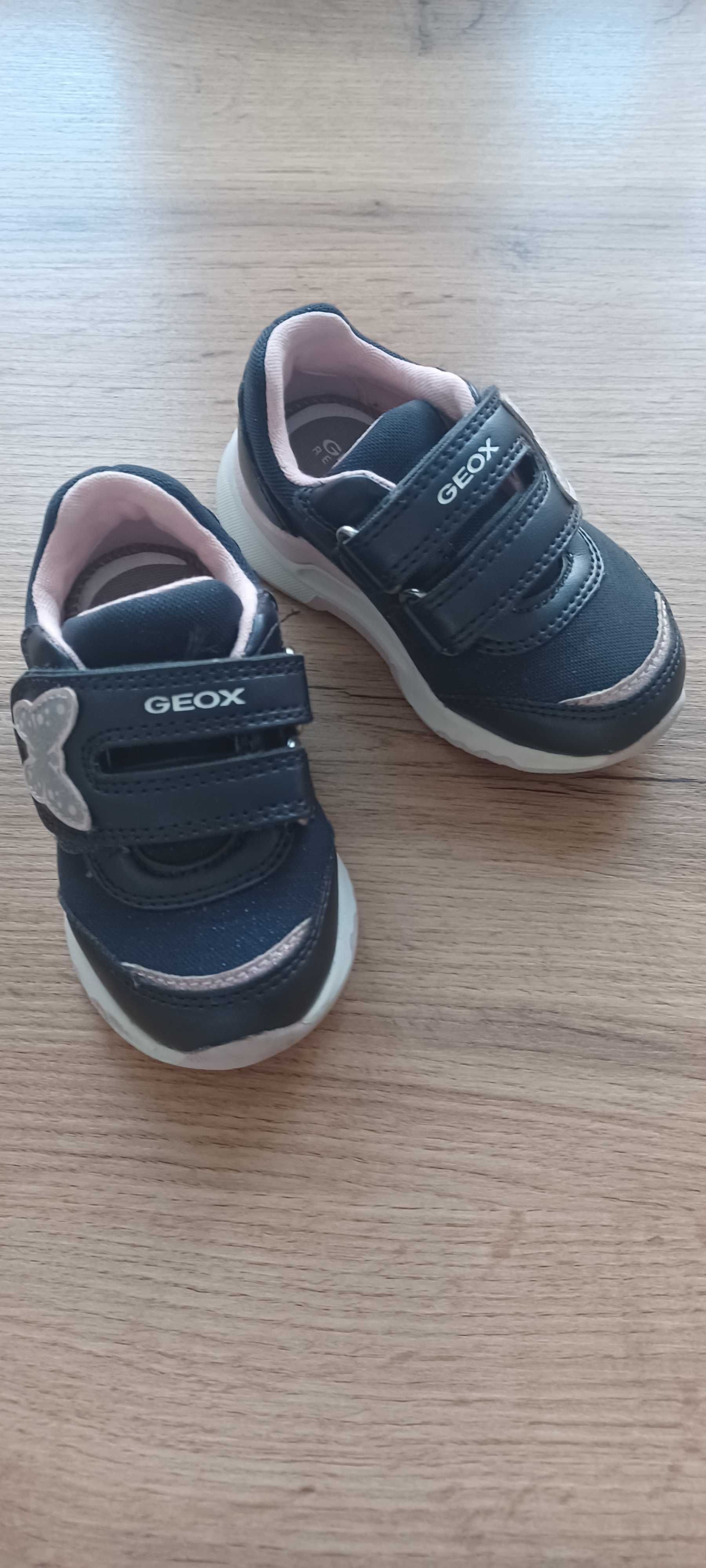 Buty dziewczęce Geox rozmiar 20