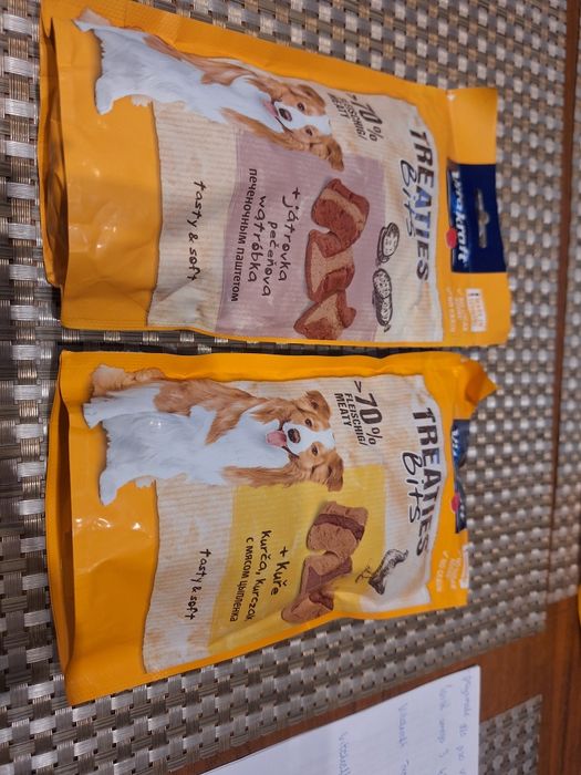 Przysmaki dla psa VITAKRAFT TREATIES Bits kurczak i wątróbka 120 gr