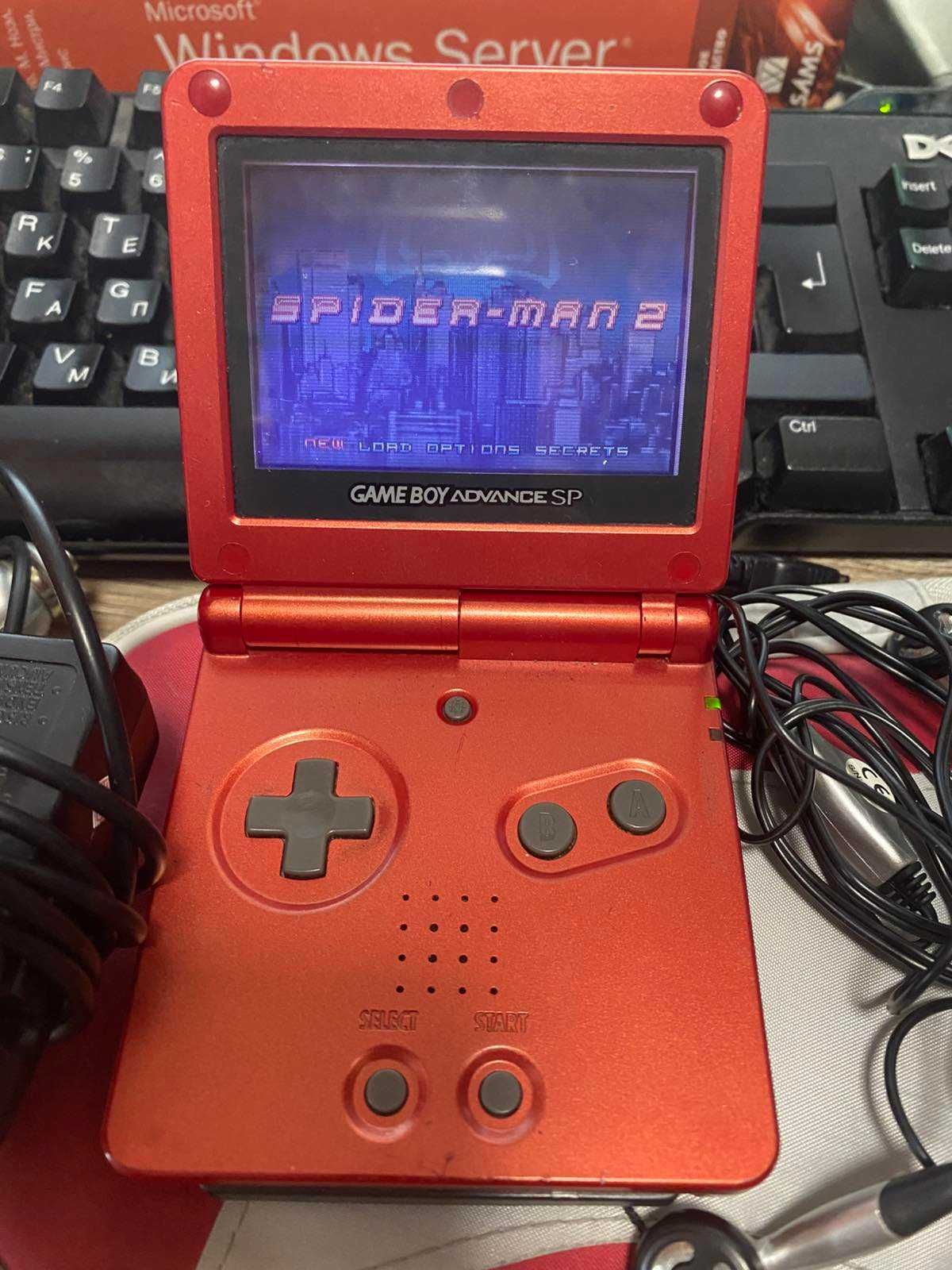GameBoy Advance SP з зарядним пристроєм, 2 зарядних, гра, навушники