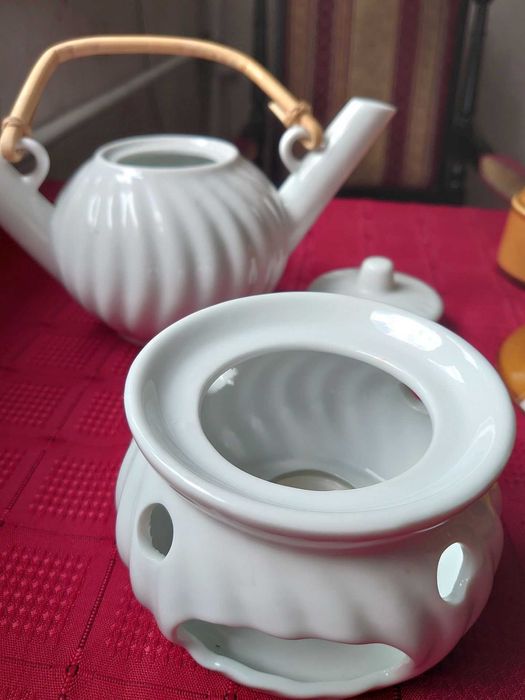 Imbryk z podgrzewaczem