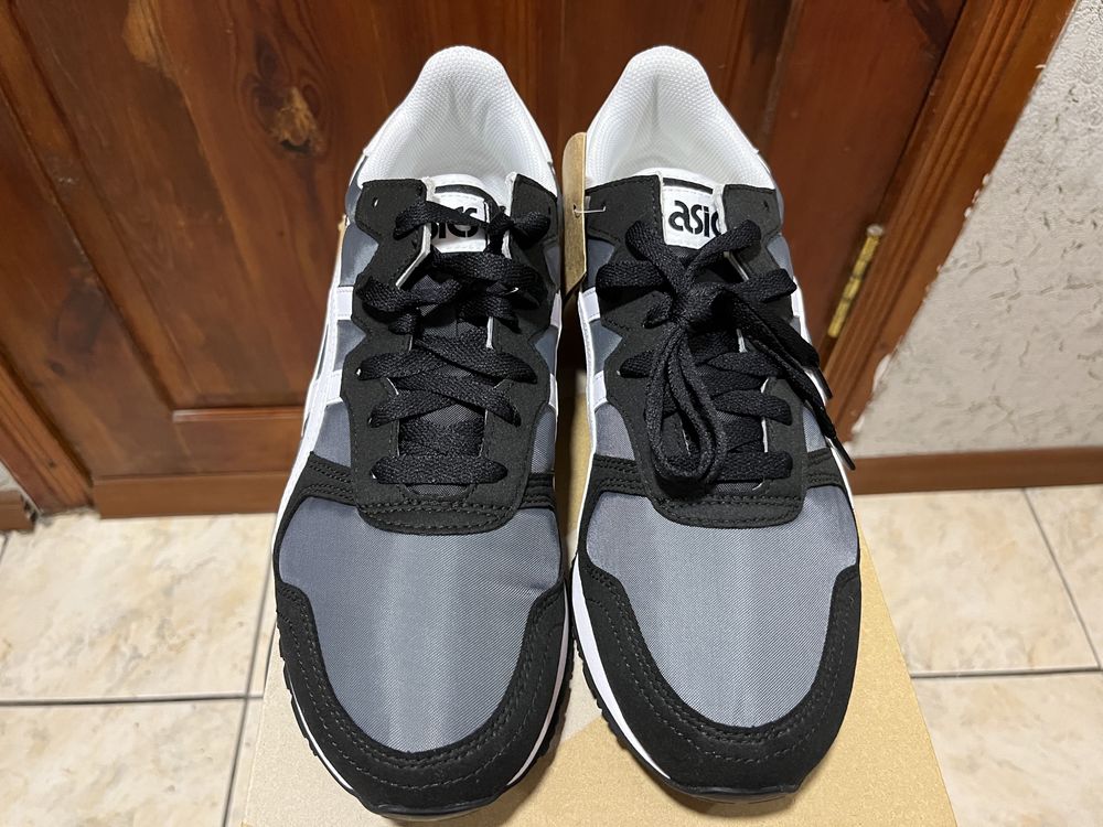 Чоловічі кросівки ASICS Oc Runner 1201A388-021 41 розмір