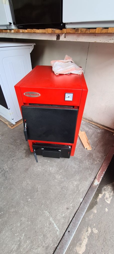 Продам твердотопливные котёл,котлы длительного горения.