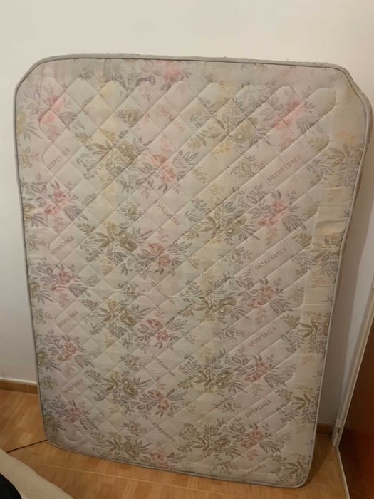 Colchão Usado para uso