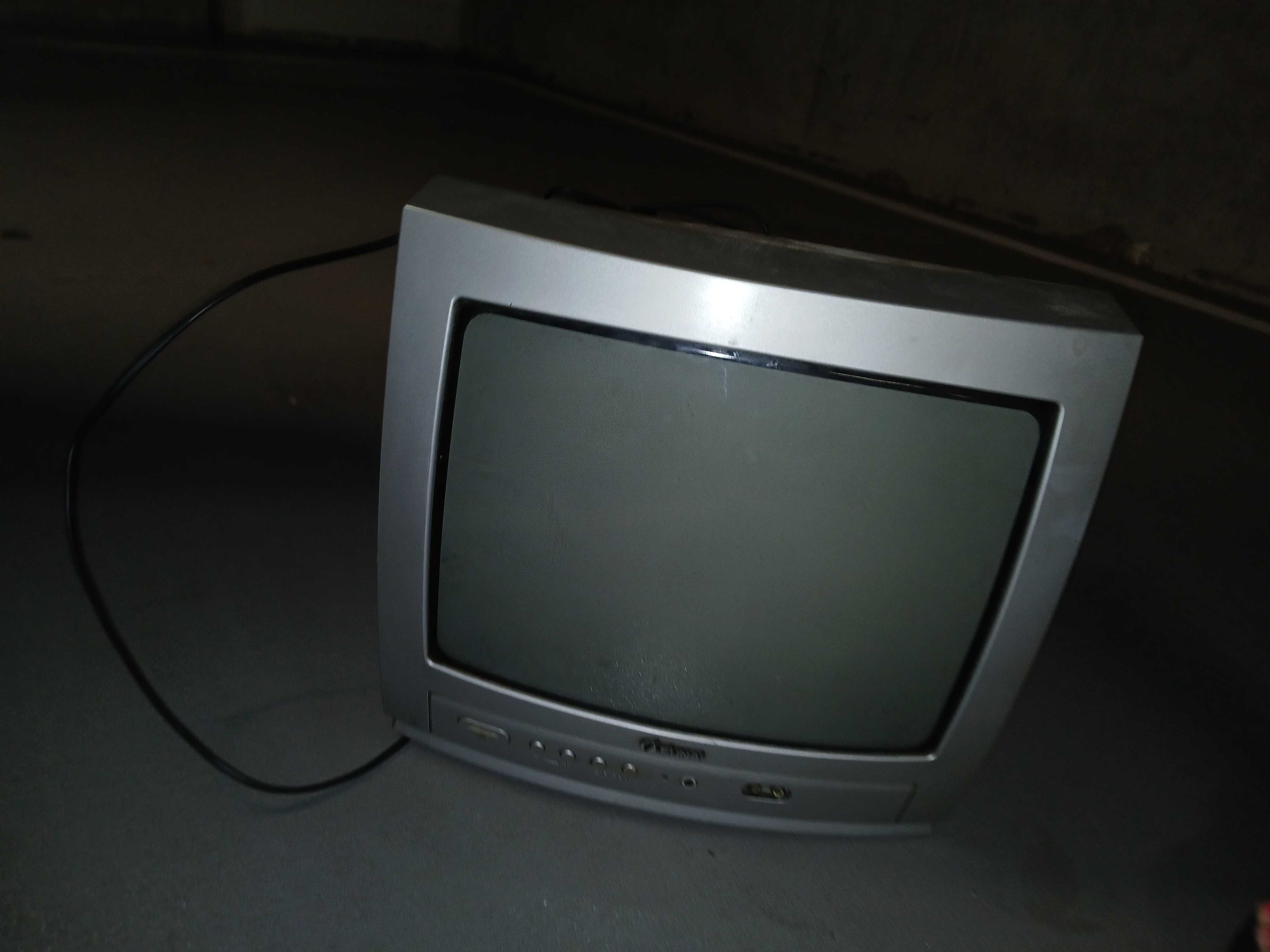 Spredam telewizor
