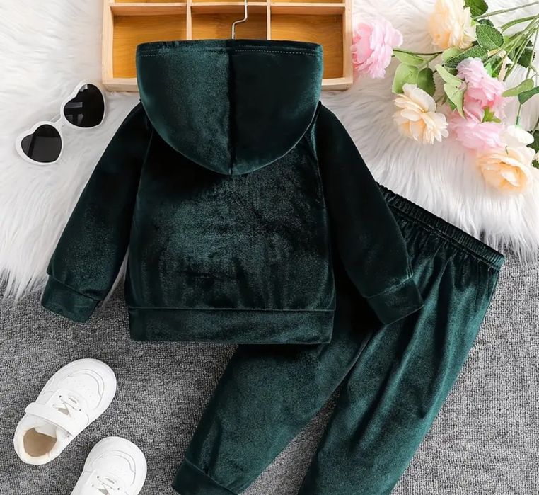 Nowy dres dla dziewczynki