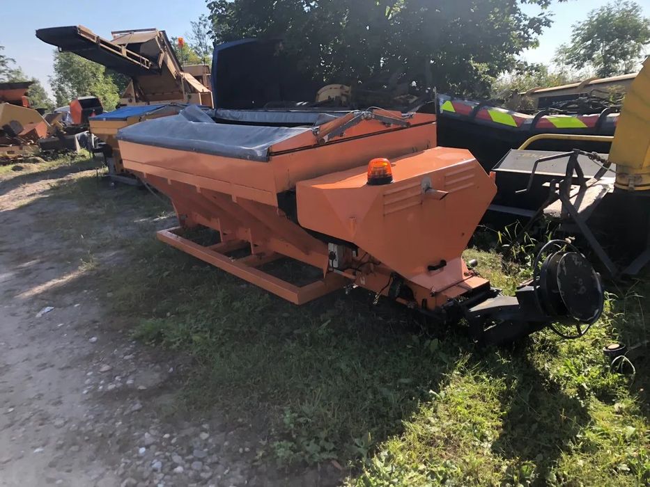 Piaskarka Solarka Rozrzutnik Posypywarka Epoke Igloo Schmidt Nido Stratos Multicar Dostawczy Bus Unimog