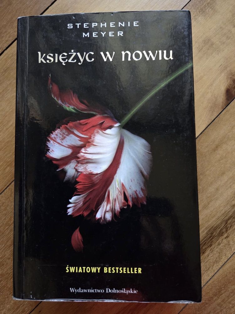 Księżyc w Nowiu Stephenie Meyer