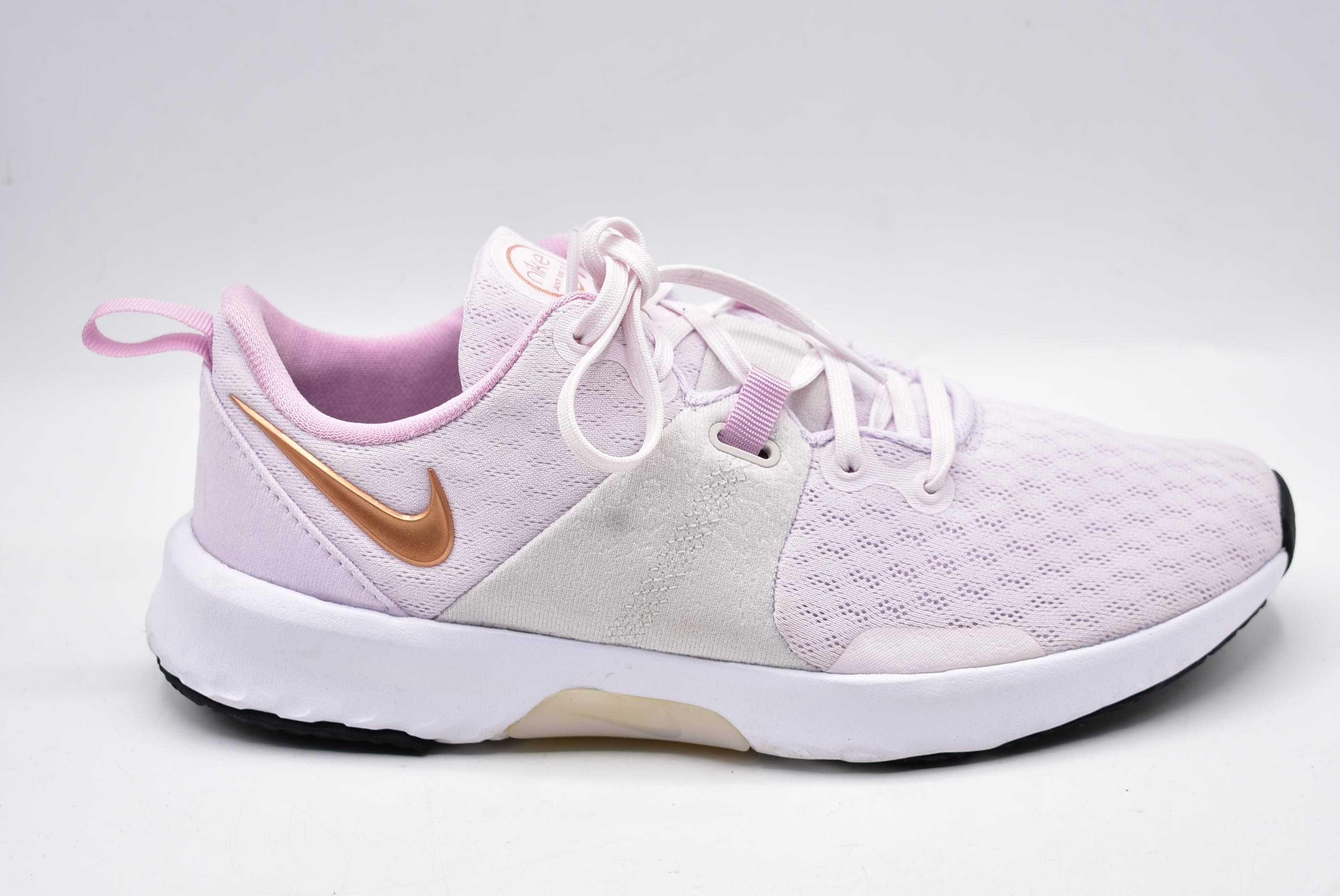 Nike City Trainer 3  ( 39 )