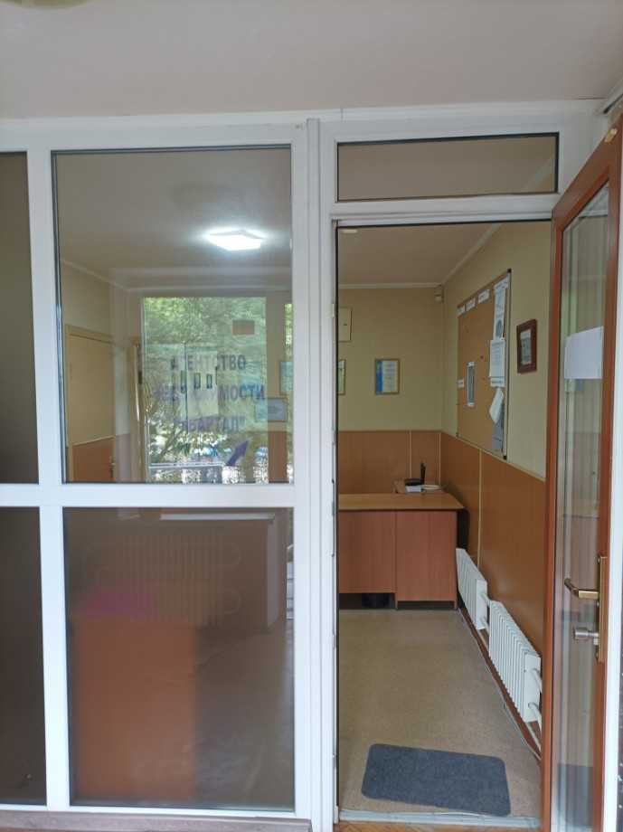 Продам офисное помещение. Юбилейный пр.34.Цена 21000.