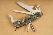 На подарунок Ніж Victorinox TRAILMASTER 12 предметів новий