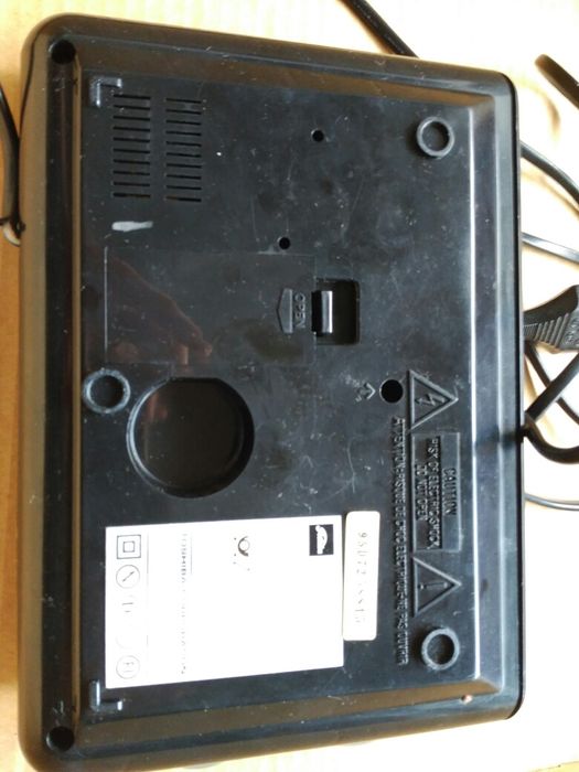 Rádio Toshiba (avariado para peças)