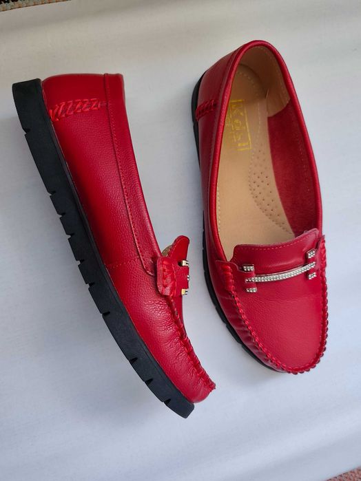 Продам мокасіни жіночі