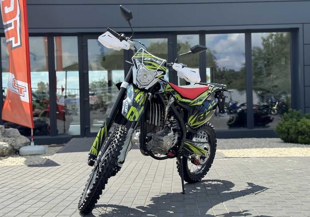 Мотоцикл BSE J11 Enduro в мотосалонів з доставкою та гарантією якості!