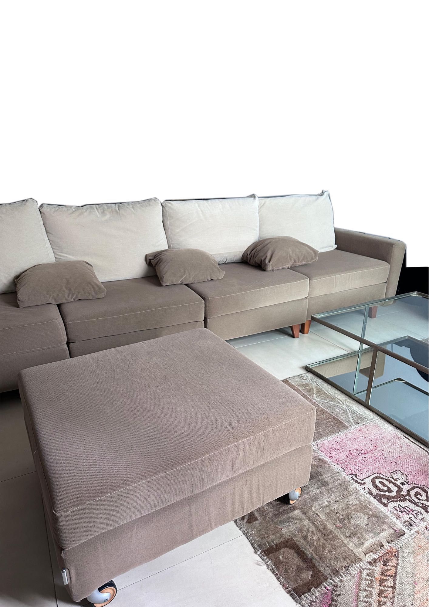 sofa modular beje e branco sujo
