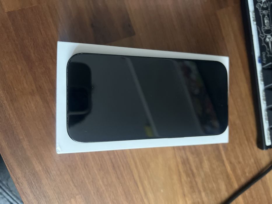 iPhone 16 Pro 128GB Preto