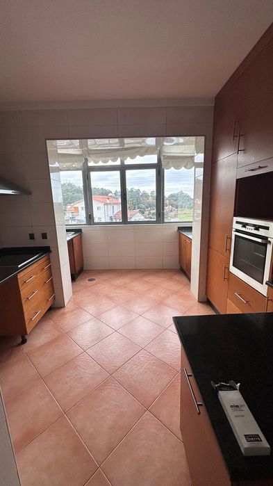 Apartamento T2 V. n. Famalicão