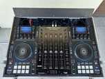 Denon MCX 8000 + case WMCase
