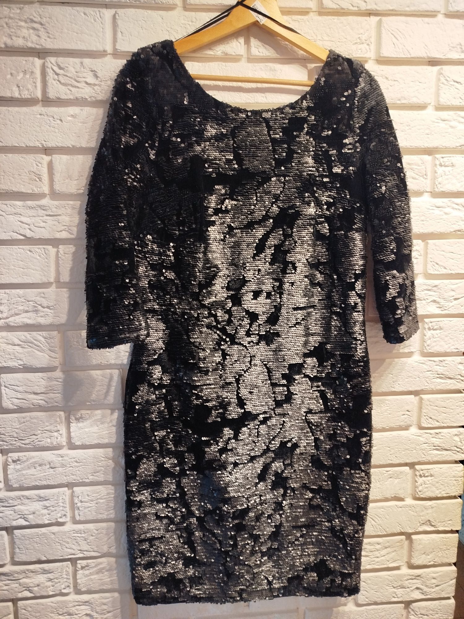 Elegancka sukienka