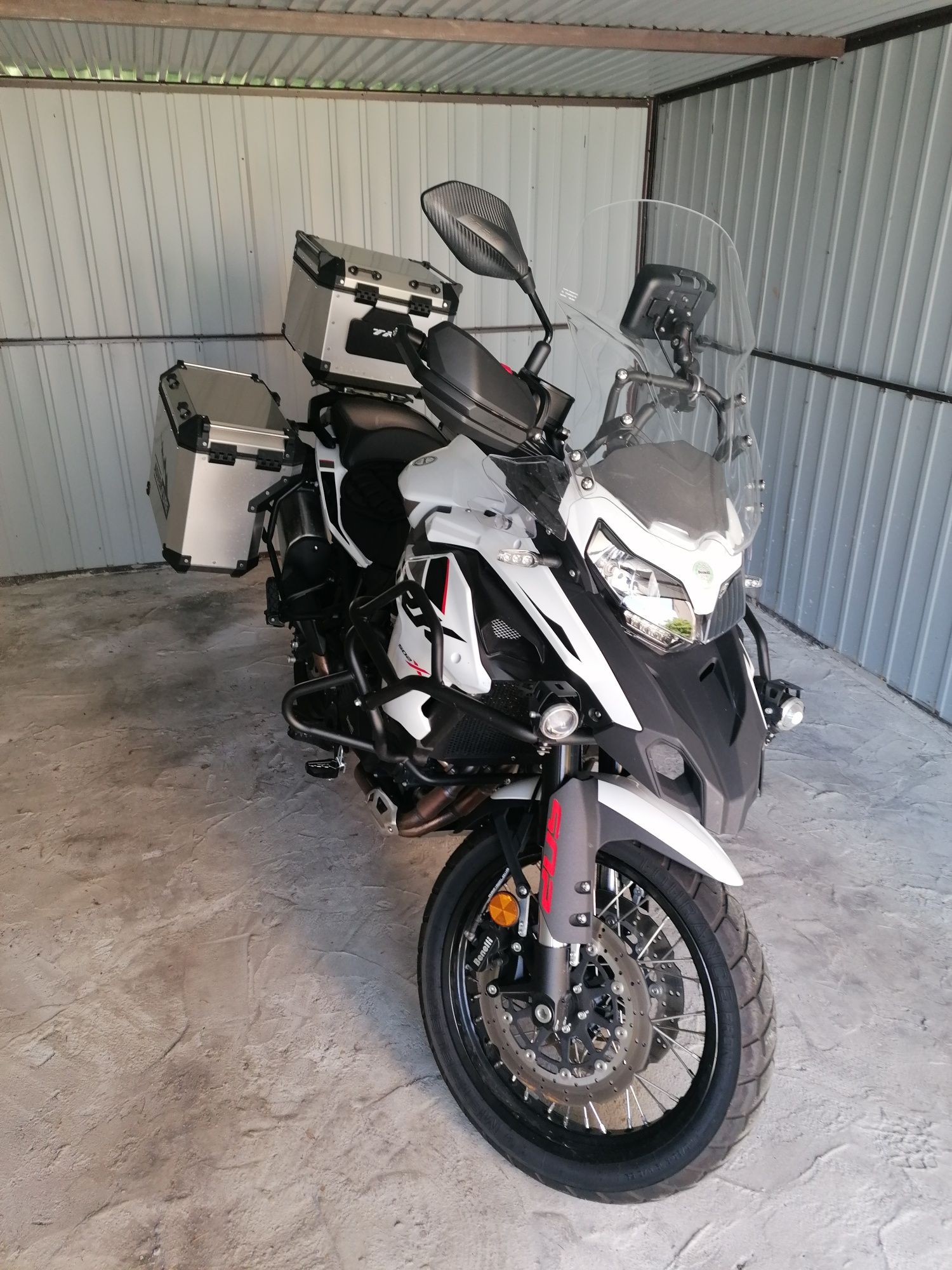 Sprzedam Benelli trk 502x