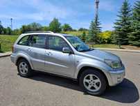 Toyota RAV4 rok 2003, benzyna +gaz