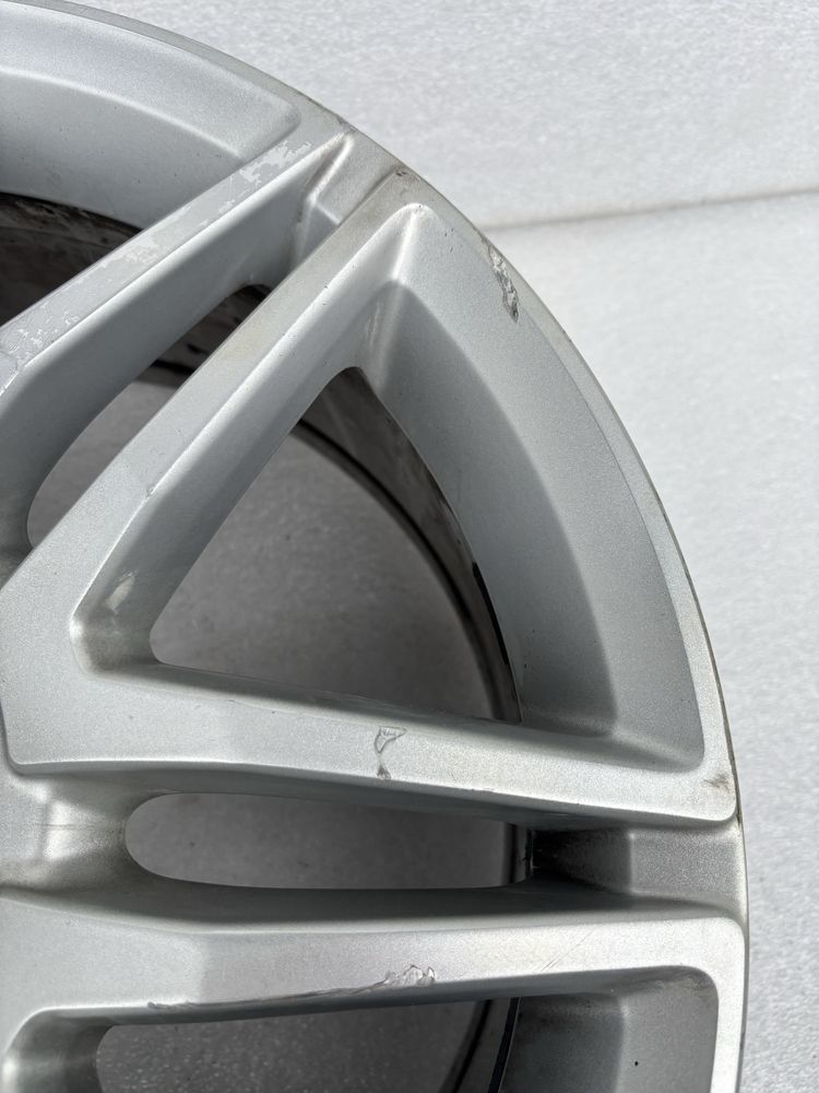 Mercedes E-KLASA W212 W207 felga aluminiowa AMG 5x112 ET44 8,5” x 19”