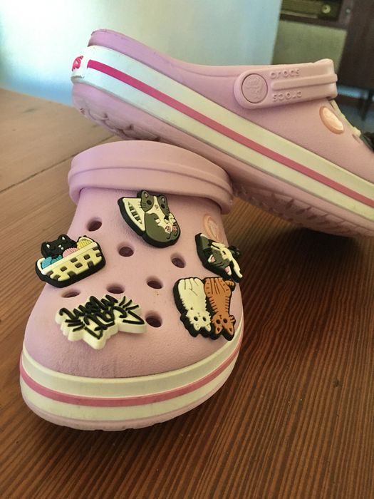 Crocs com aplicações tam. 30/31