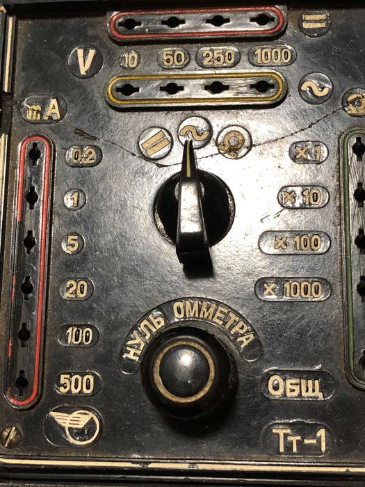Электроизмерительный прибор типа Тт-1.