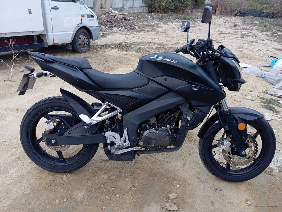 Riya  Xtron  125