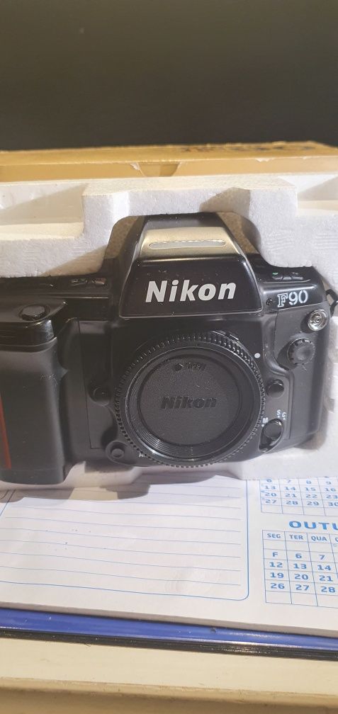 Nikon f 90 corpo