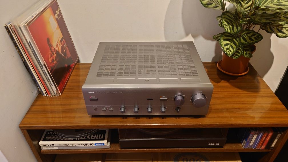 Yamaha AX470 wzmacniacz stereo, 2x65W, 9,5kg , 1993rok
