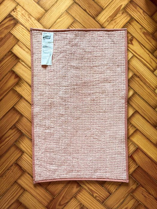 Tapete Casa de banho Rosa IKEA