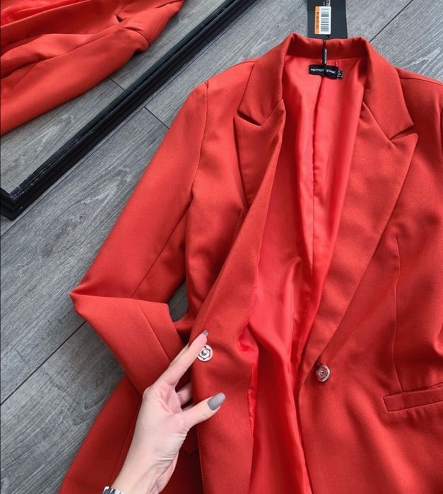 Стильний піджак. Новий