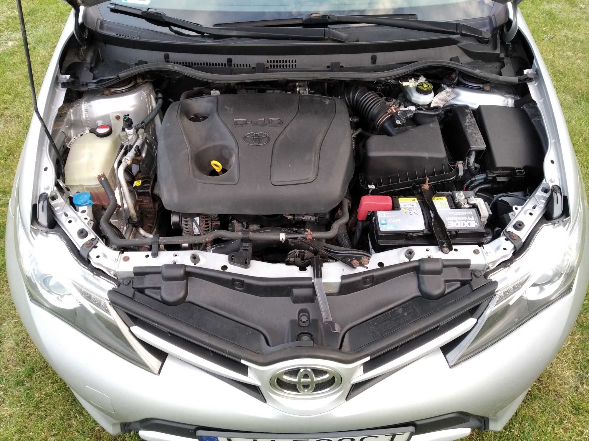 Toyota Auris 1.4 d z 2015r salon Polska