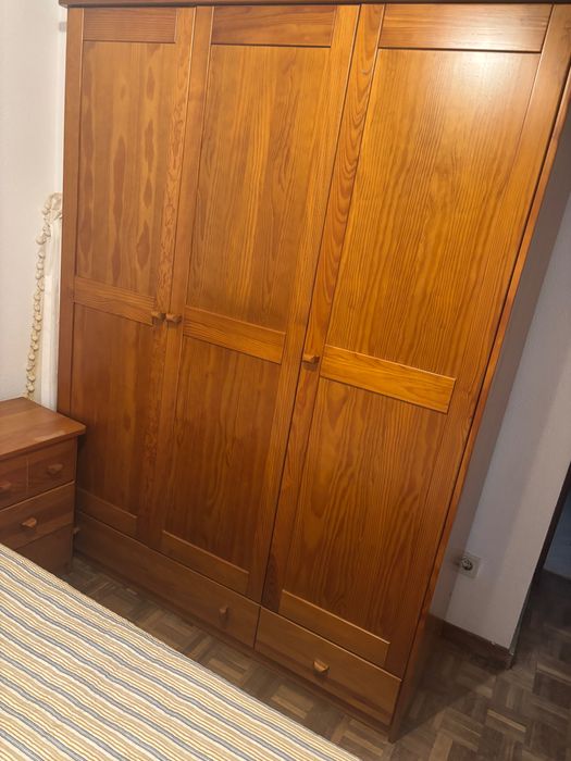 Vendo mobília de quarto completa