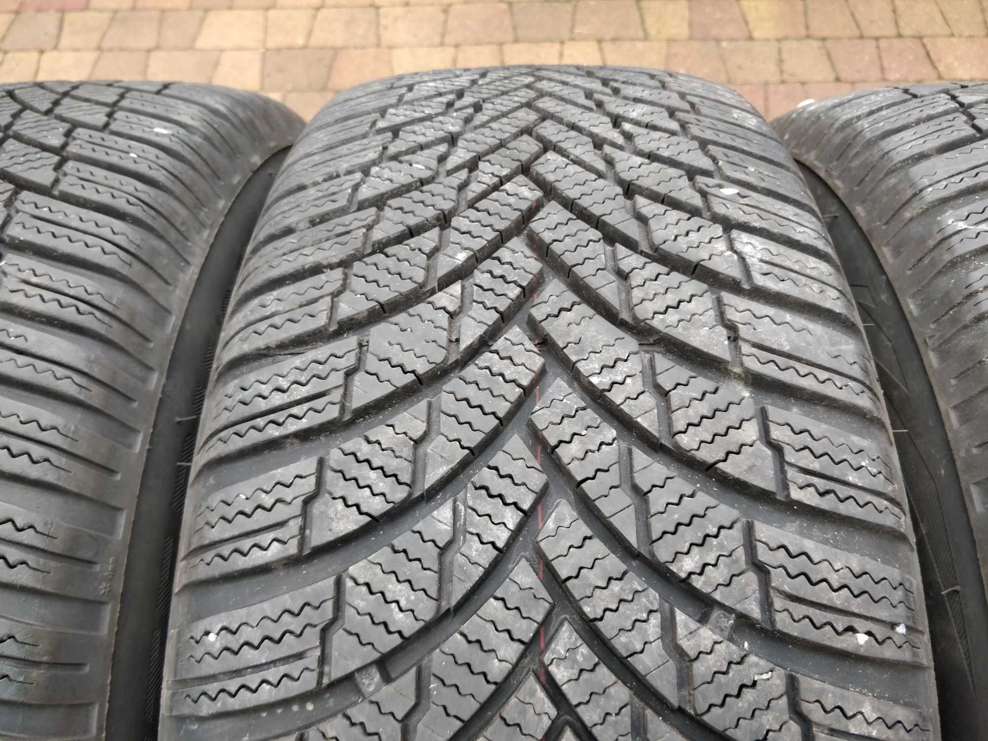 3300. Koła zimowe Peugeot 508, 5x108 ET47 215/60/16 2022r 6.5-7mm