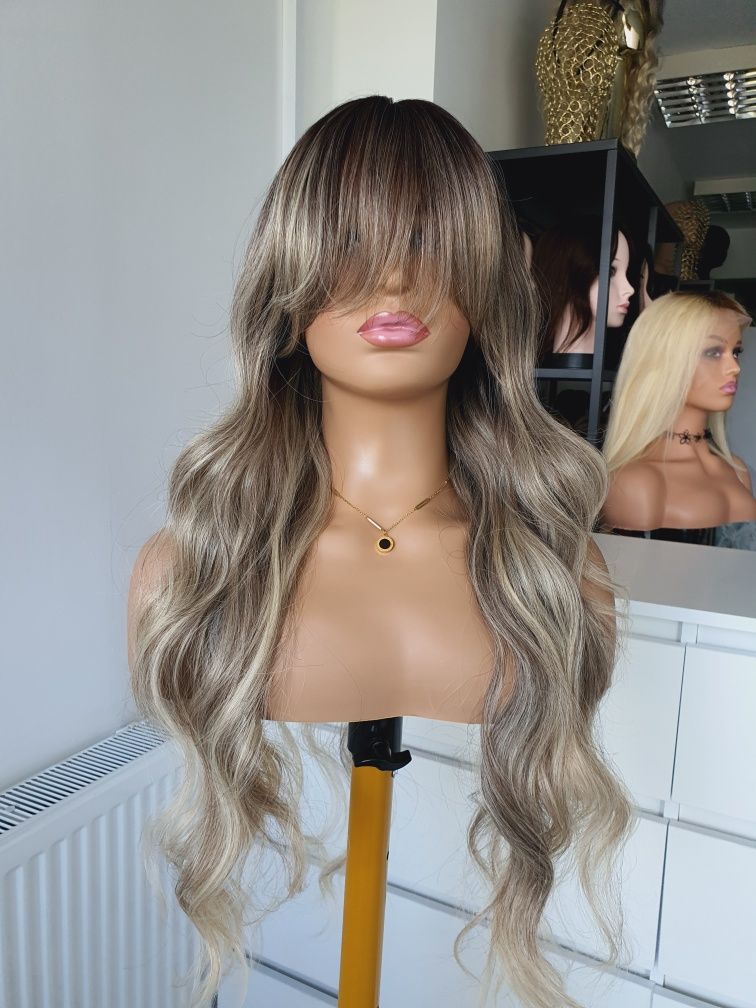 Długa peruka blond 3D loki fale Jennifer 70 cm